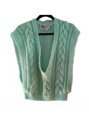 VTG Organically Grown Hand 3D Knit Mint Green Cable Vest Size Medium